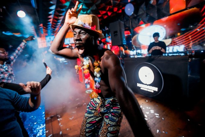 АФРИКАНСКОЕ шоу для взрослых