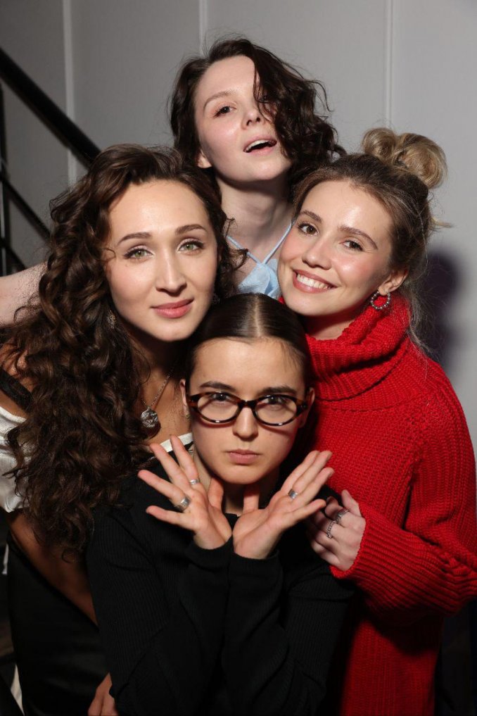 Актрисы Гранд Бюро