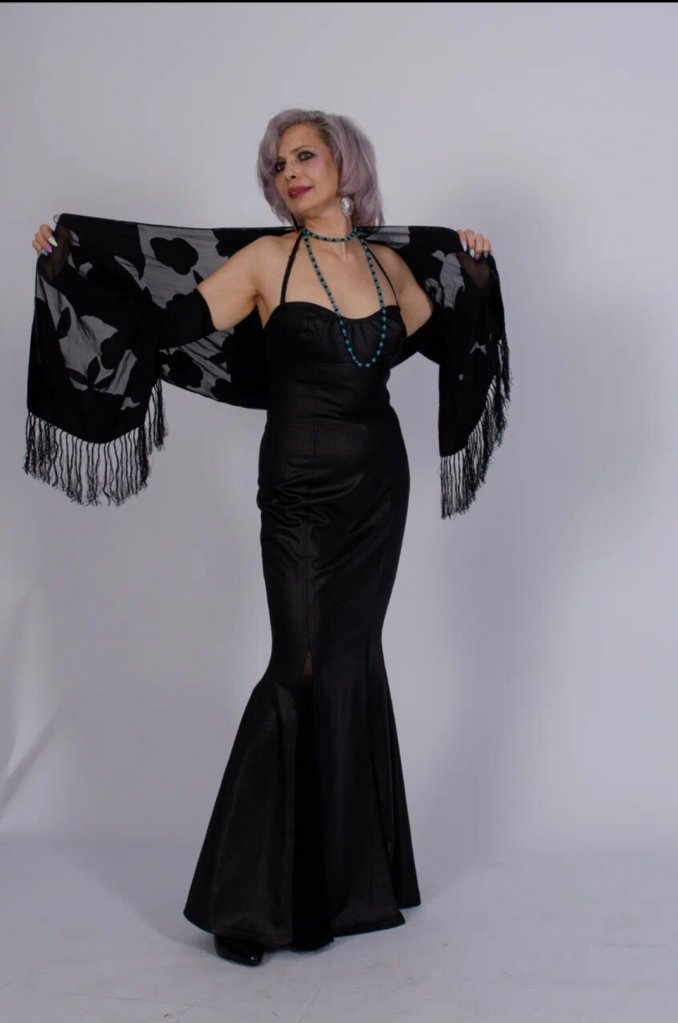 Под сенью палантина