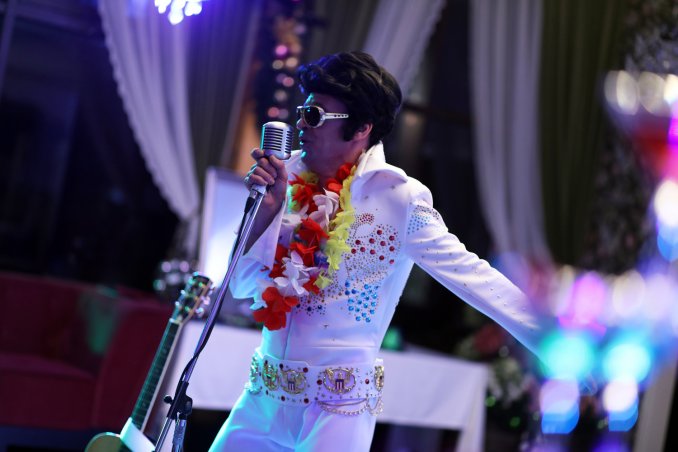 Elvis Live