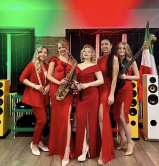 Женская кавер-группа Casa al mare