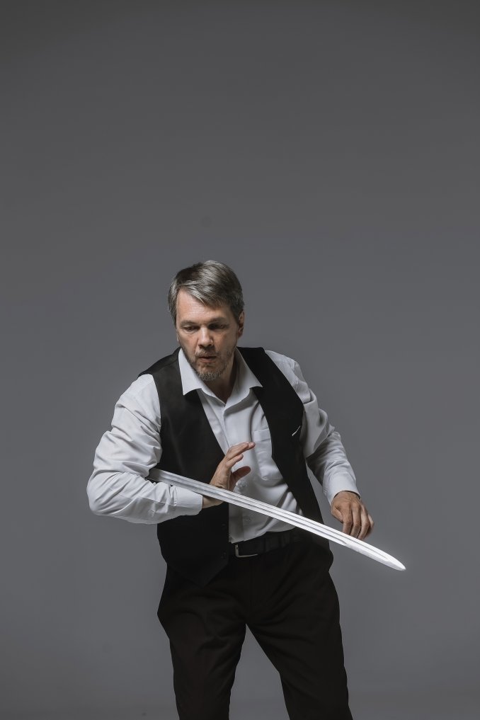 Театр фланкировки «Мистерия клинка»