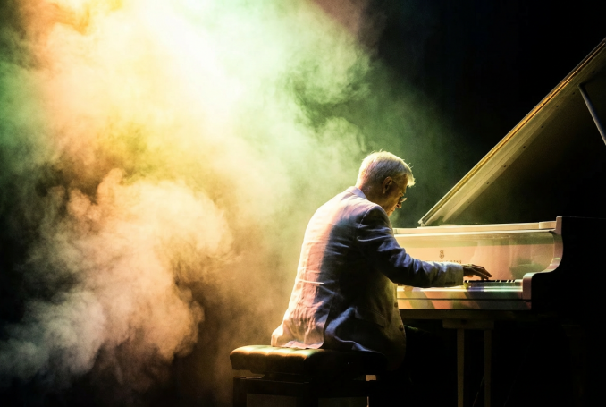 Эльмар Сафаралиев — Эльмар Трио - пианист и композитор | Джаз и классика | Сольные концерты и трио