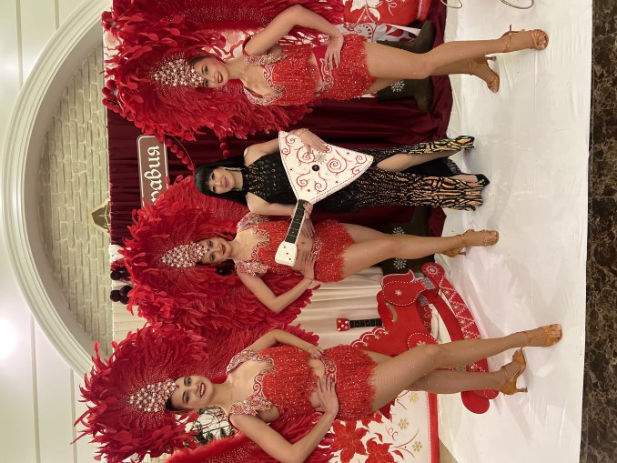 Ведущая/Организатор