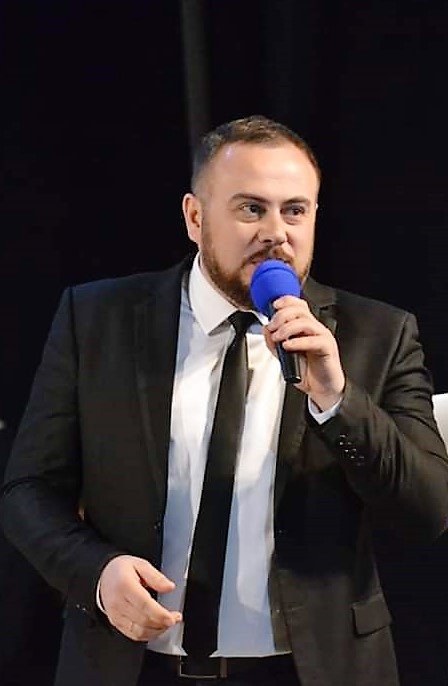 Сергей Юрченко артист-вокалист