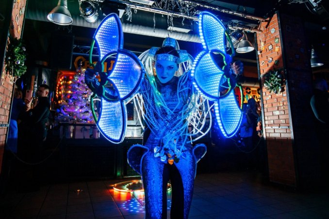 Световое шоу на мероприятие