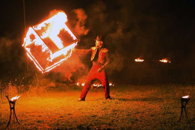 Фаер шоу на мероприятие